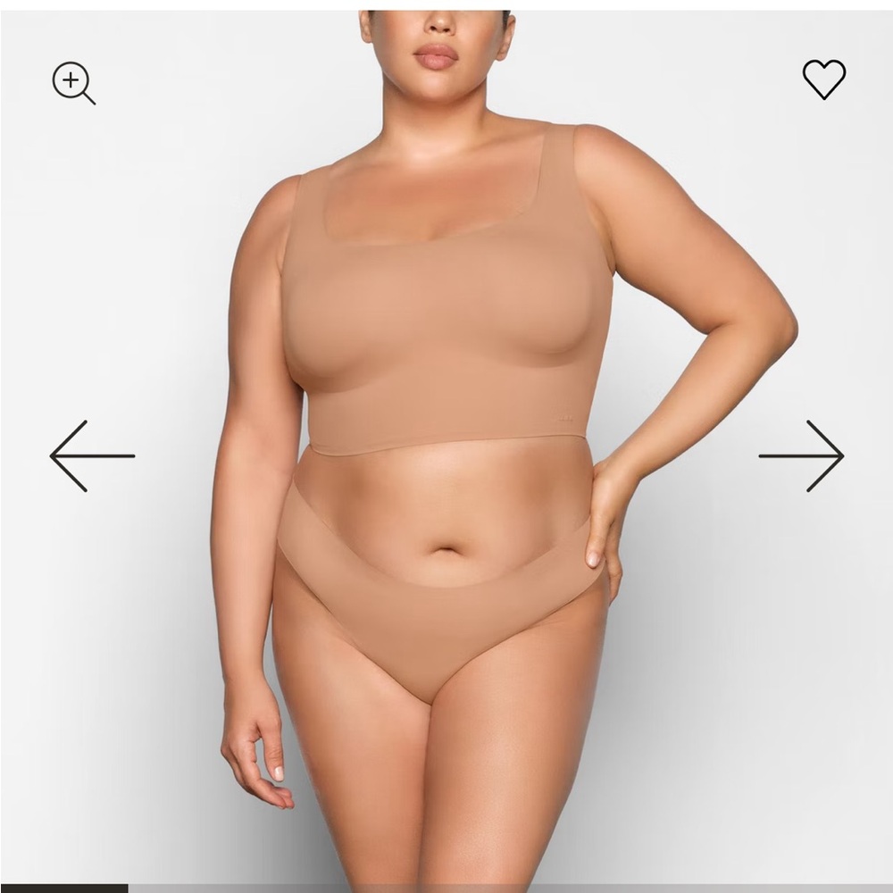 NWT SKIMS Naked Scoop Longline Bralette in Ochre